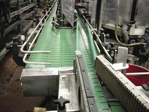 With the wear strips, the conveyor has a coefficient of friction of just 0.13.